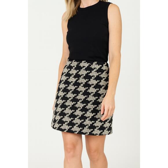2/$30 Talbots Italian Wool Houndstooth Tweed Skirt Black White Petite Size 2P - Picture 1 of 8